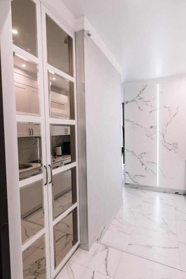 Royal Tower Vip Smart Apartments 3 Київ Екстер'єр фото